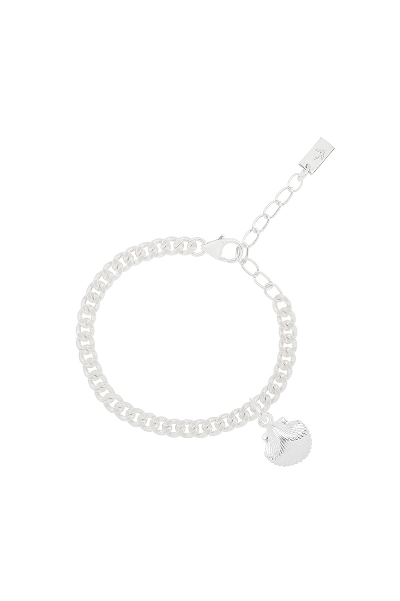 A delicate silver Lace Chain bracelet featuring a mermaid shell charm, crafted in fine jewellery style for a coastal-inspired look.