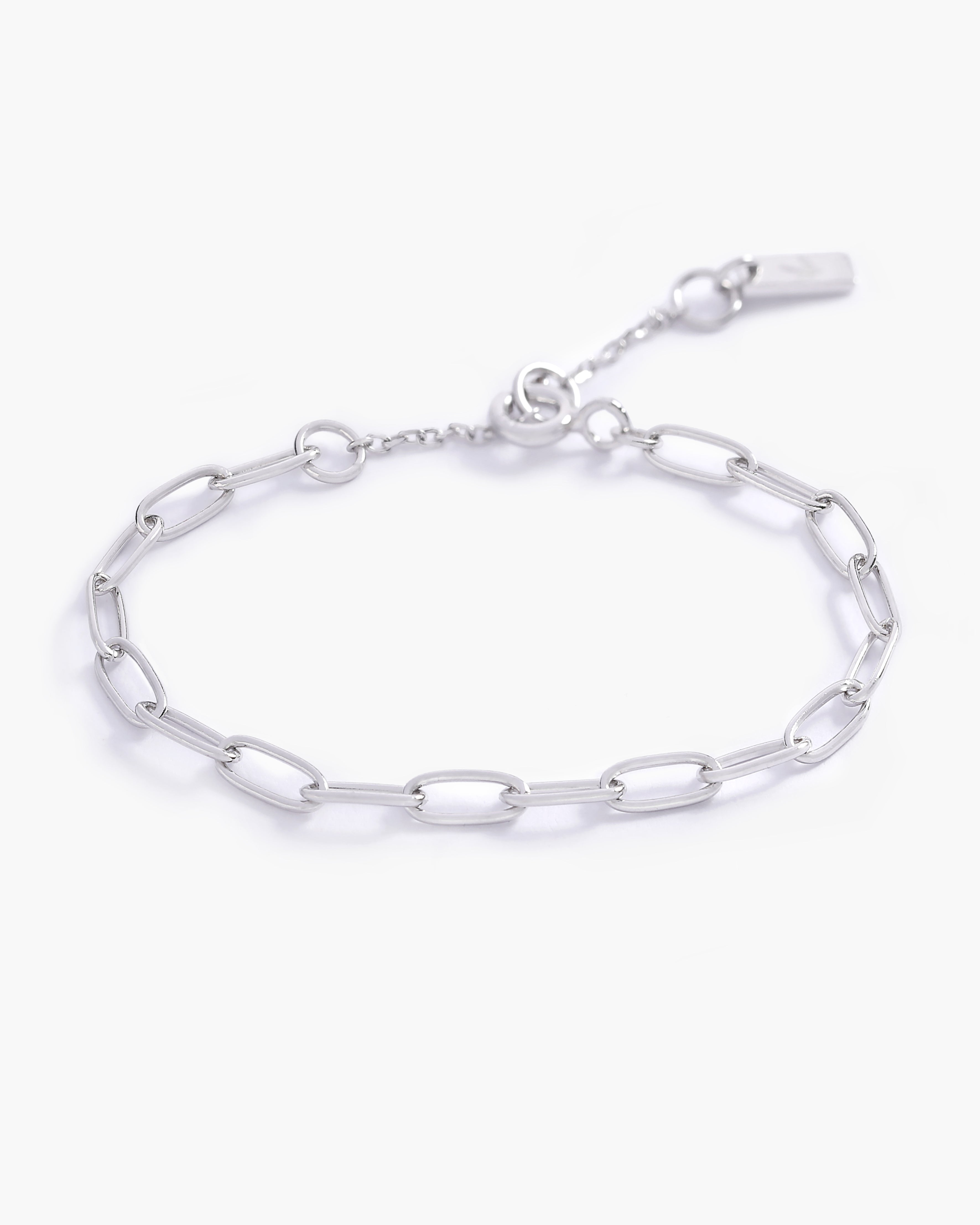 A minimalist silver chain bracelet crafted in fine jewellery style, displayed on a white background to highlight its craftsmanship by Bluebird Jewellery.