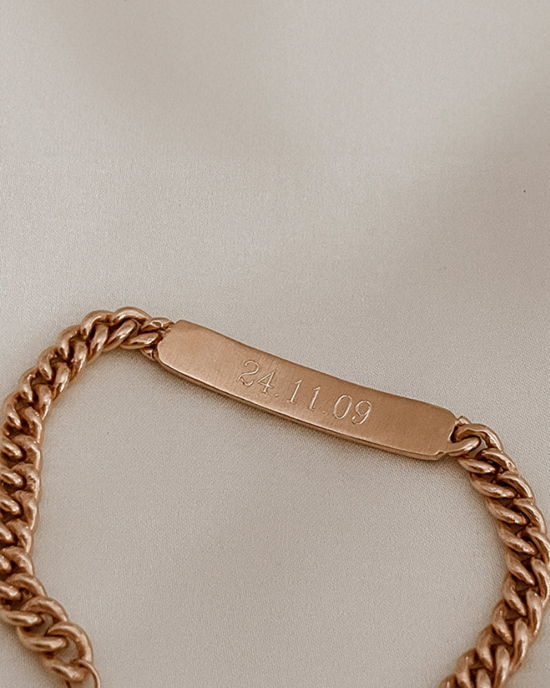 Signature rose gold bracelet engraved with a special date, perfect for marking milestones and celebrating memories