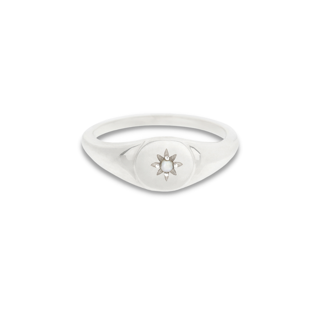 Vintage signet ring online silver